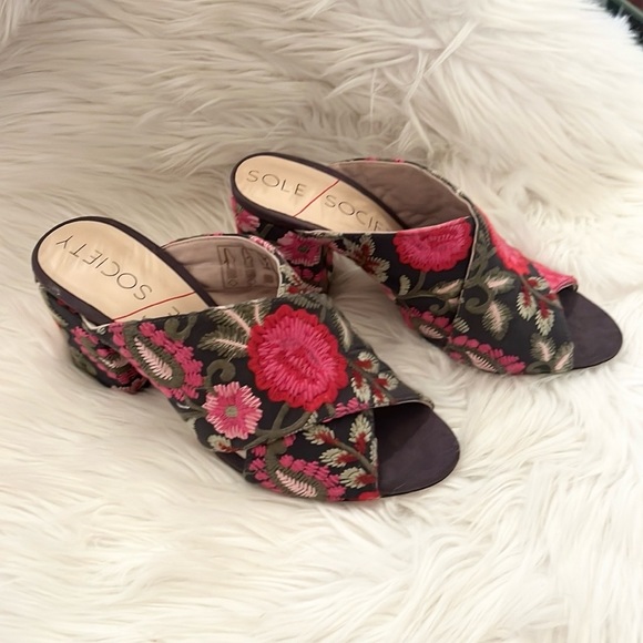 Sole Society Embroidered Mules Luella Slip On Sandals Chunky Block Heels - Picture 4 of 9